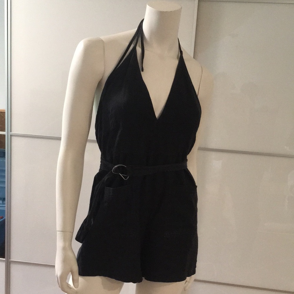 Backless short linen romper